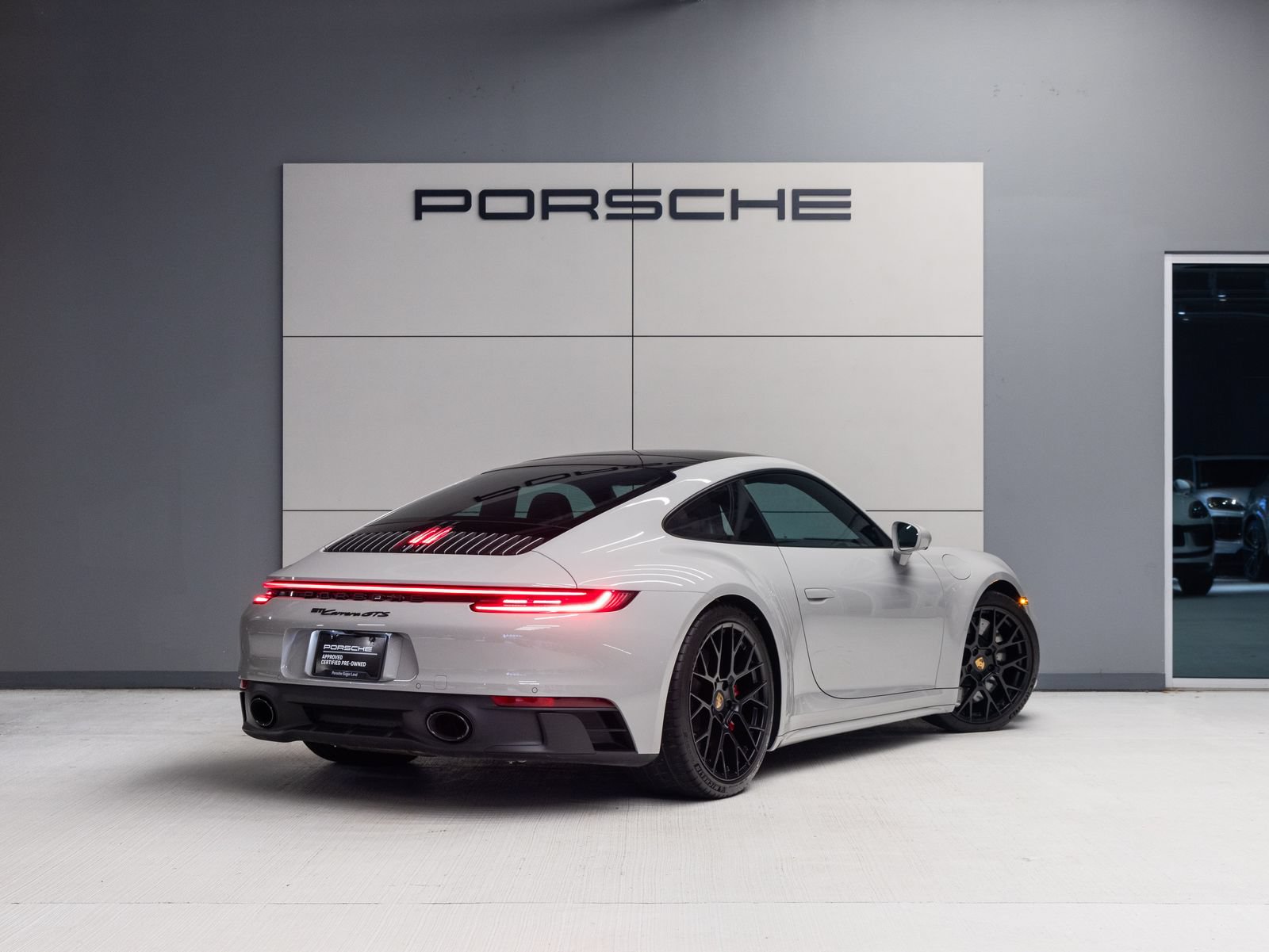 Certified 2024 Porsche 911 Carrera GTS RWD image 7