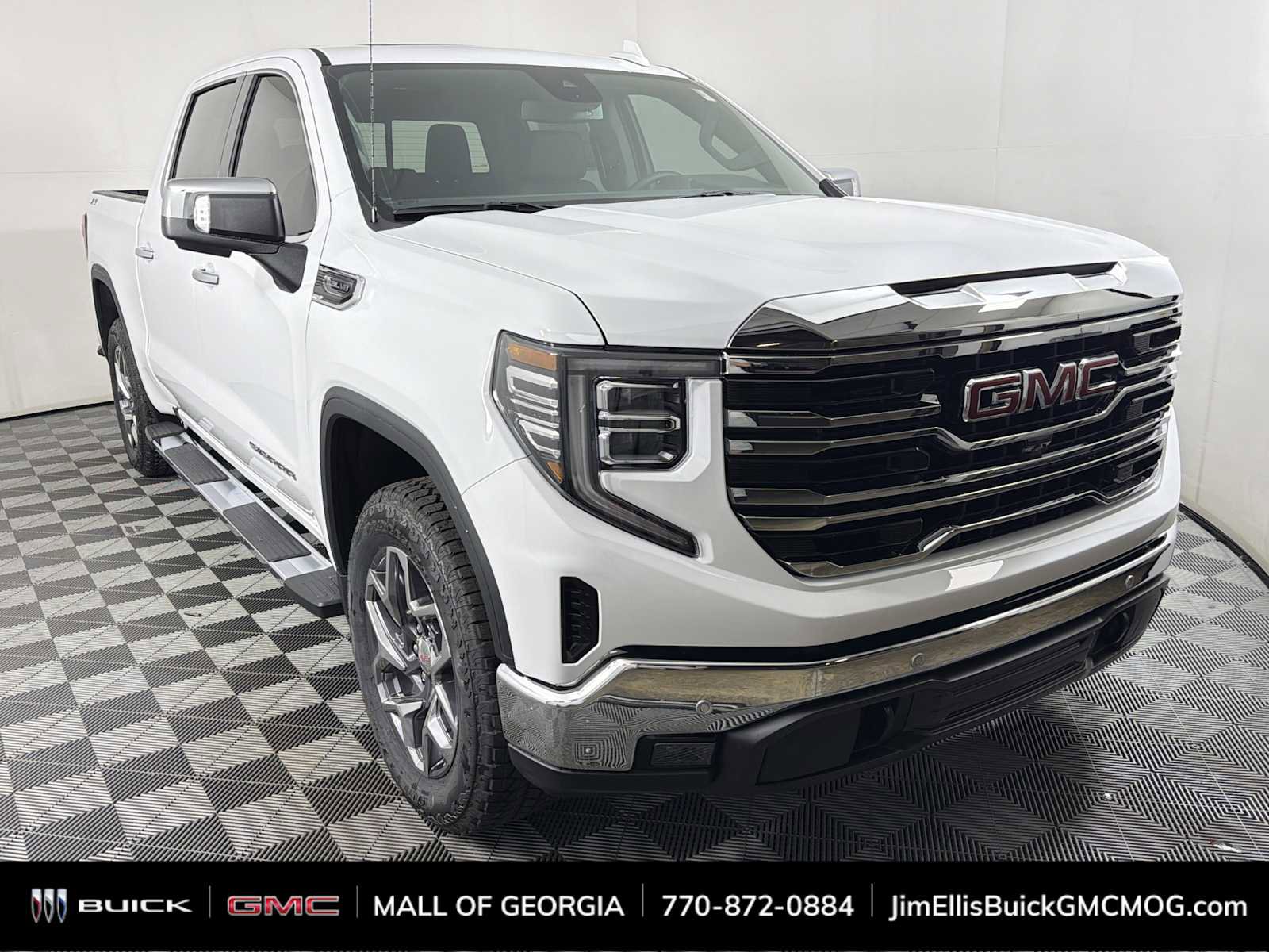 New 2026 GMC Sierra 1500 SLT w/ SLT Premium Plus Package AWD/4WD image 1