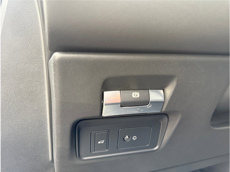 Used 2021 Land Rover Range Rover Evoque SE image 27