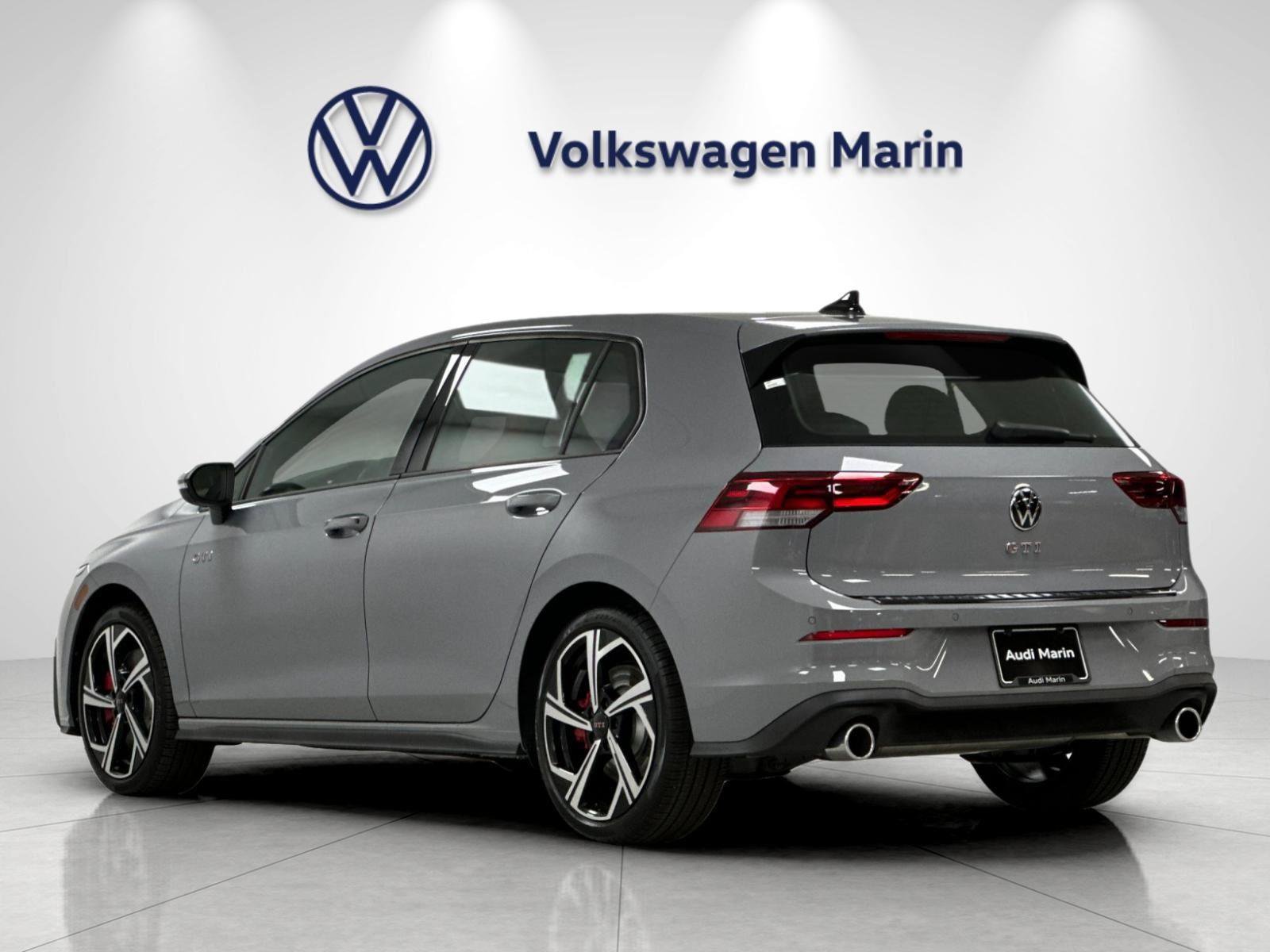 New 2026 Volkswagen Golf SE FWD image 3