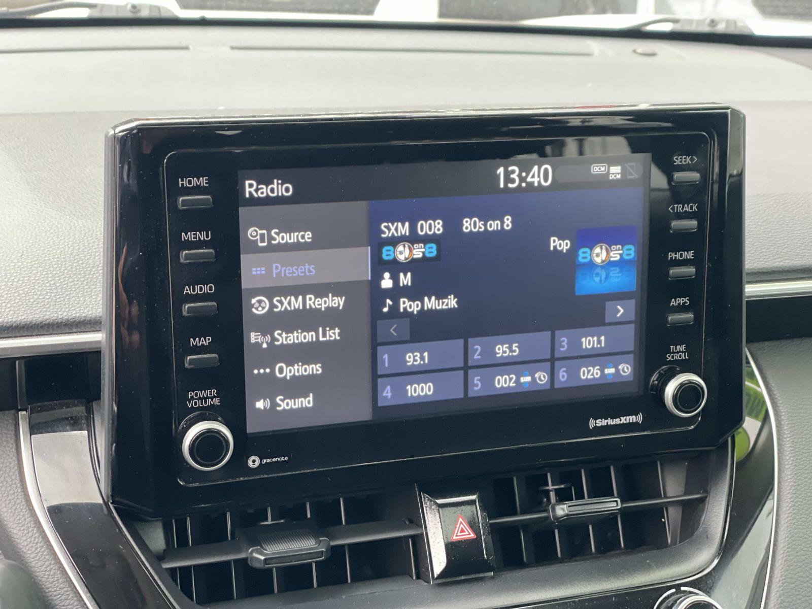 Used 2022 Toyota Corolla Cross LE image 7