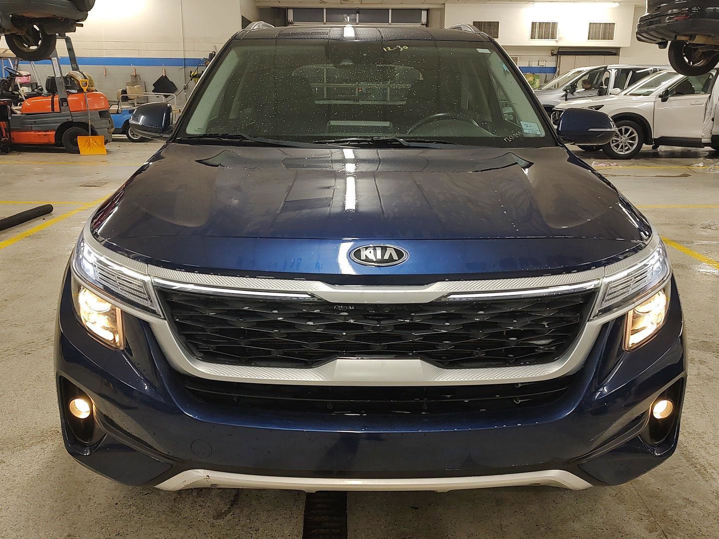Used 2021 Kia Seltos EX image 25