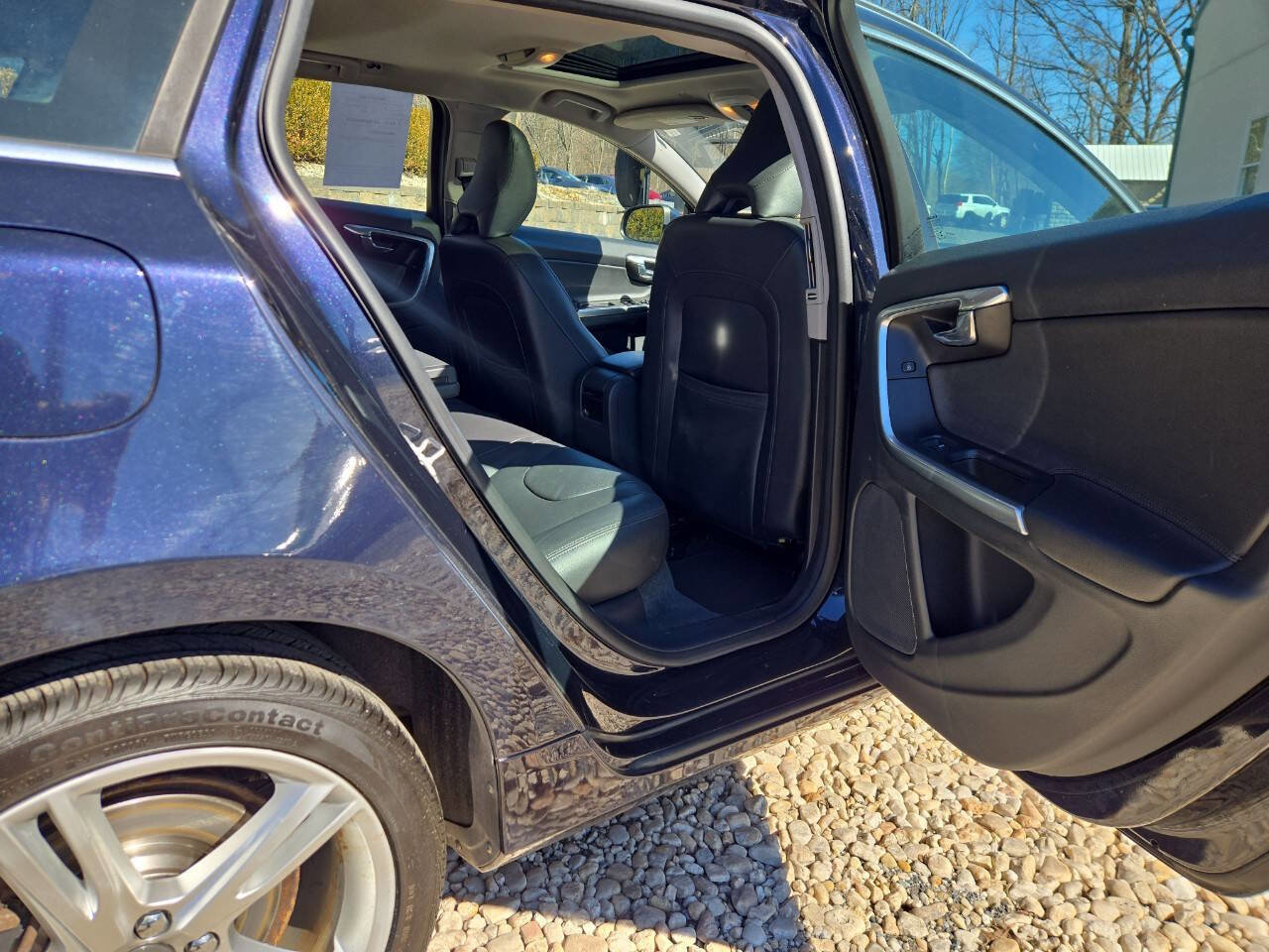 Used 2016 Volvo V60 T5 Premier image 22