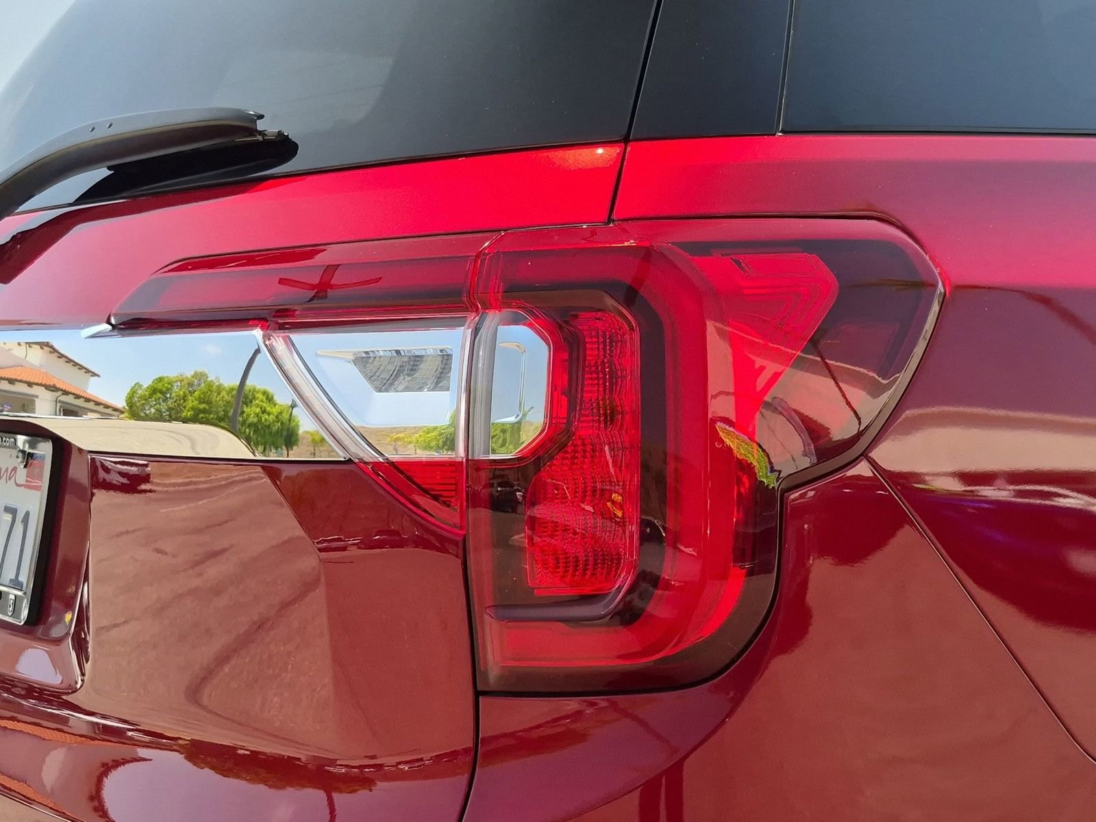 Used 2021 GMC Acadia Denali w/ Denali Technology Package AWD/4WD image 11