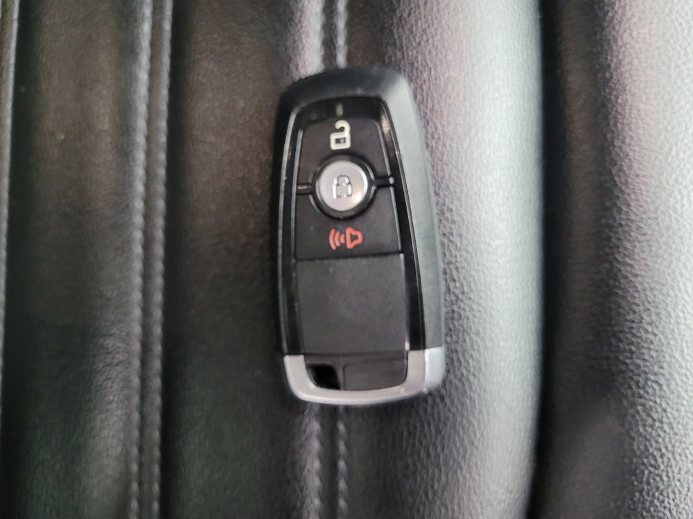 Used 2020 Ford Edge SEL AWD/4WD image 32