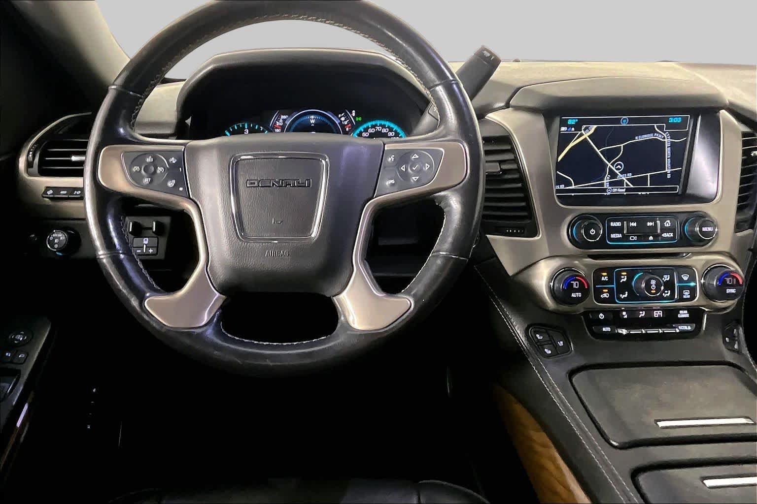 Used 2019 GMC Yukon Denali w/ Denali Ultimate Package RWD image 6