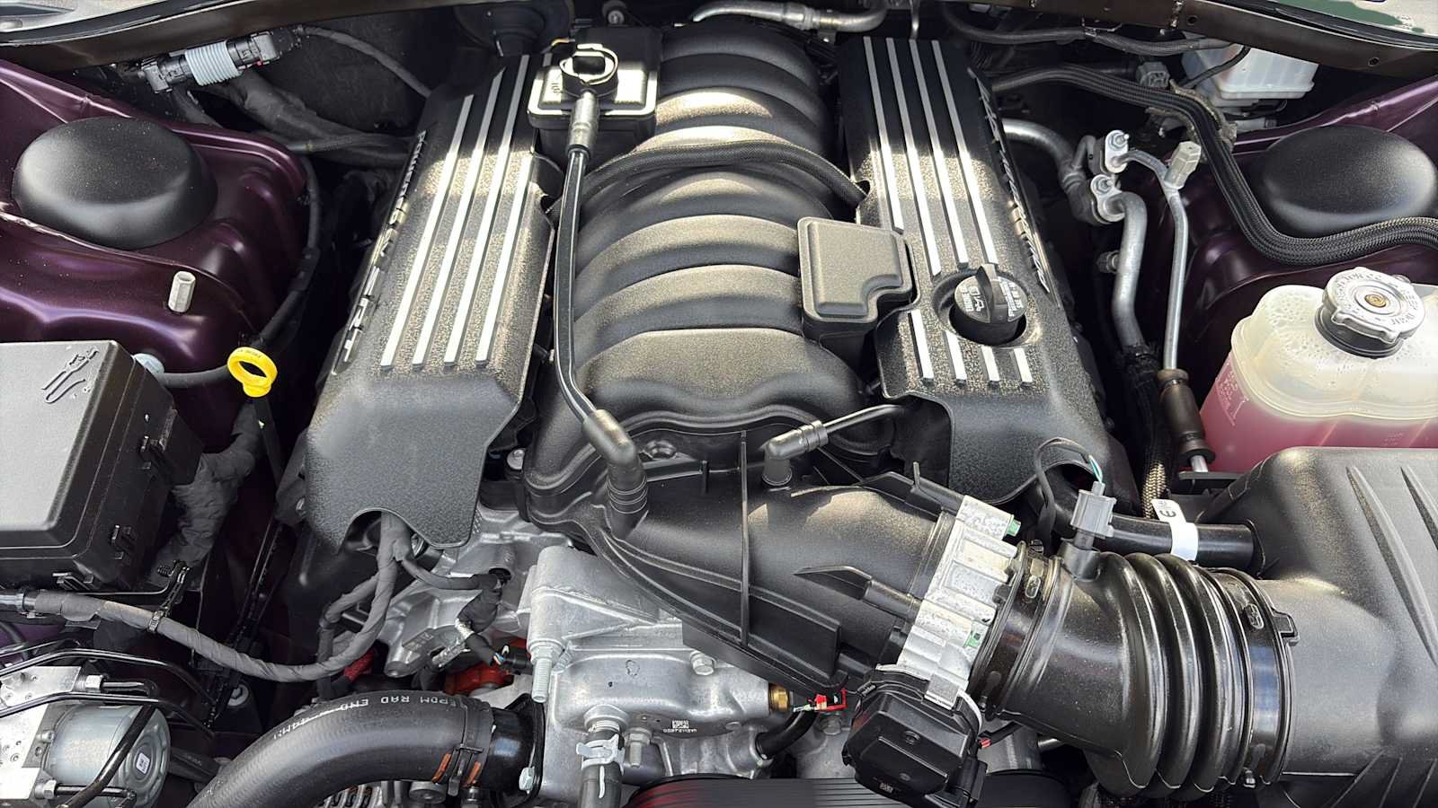 Used 2022 Dodge Charger Scat Pack w/ Dynamics Package RWD image 26
