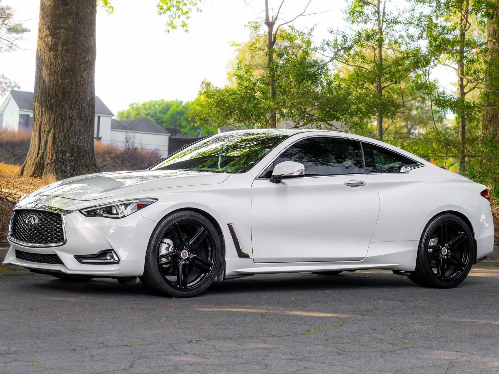 Used 2017 INFINITI Q60 3.0t w/ Premium Plus Package 3.0T RWD image 52