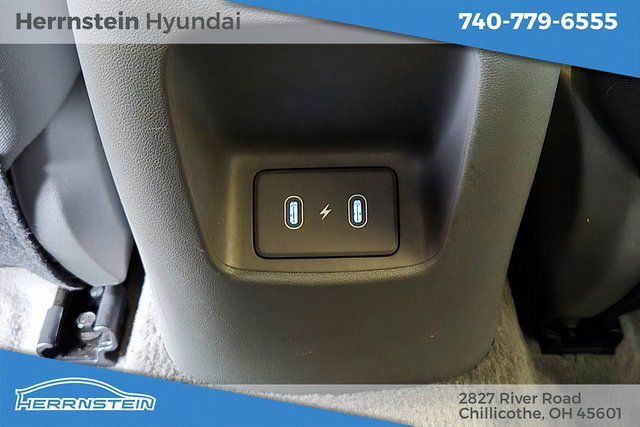 Used 2024 Hyundai Elantra SE image 12