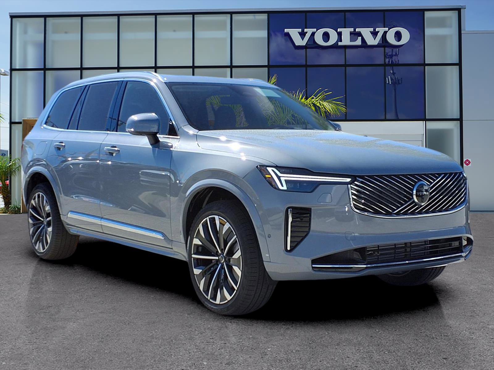 New 2026 Volvo XC90 T8 Ultra w/ Protection Package Premier image 1