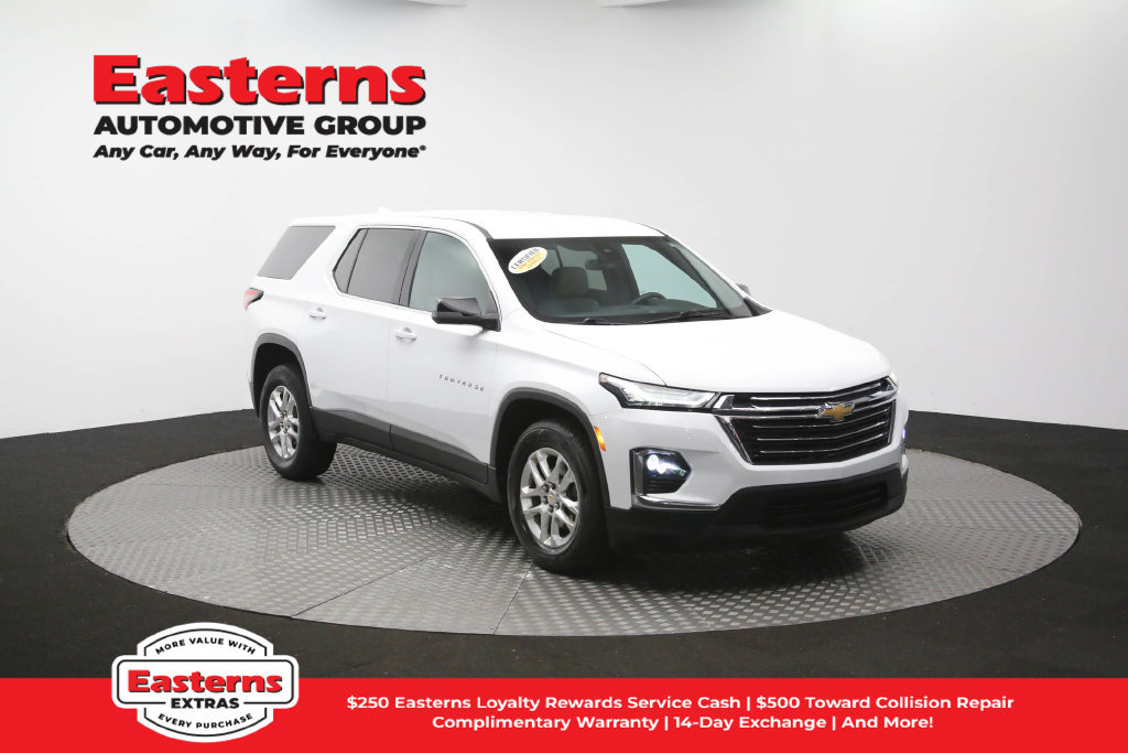 Used 2023 Chevrolet Traverse LS FWD image 48