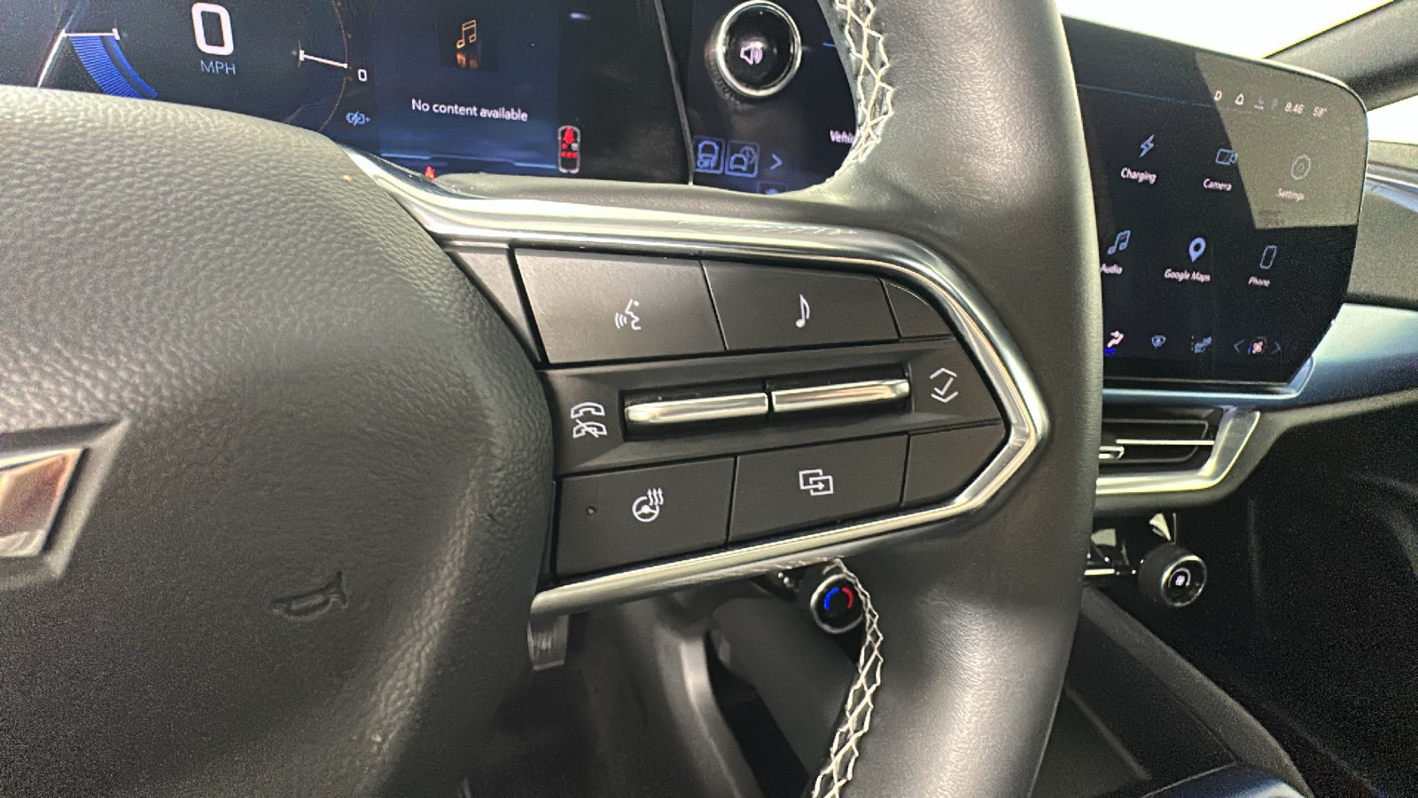 Used 2024 Chevrolet Equinox EV LT FWD image 20