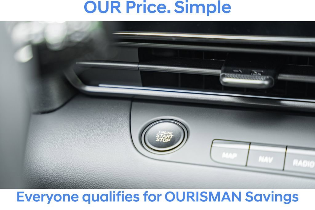 New 2025 Hyundai Elantra SEL image 17