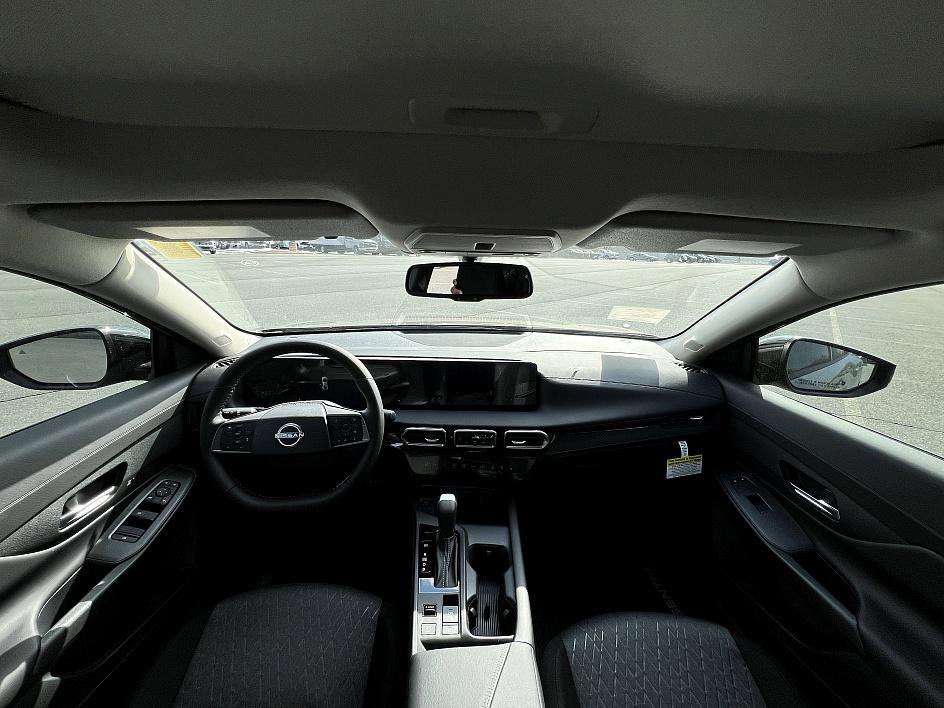 New 2026 Nissan Sentra SV image 17