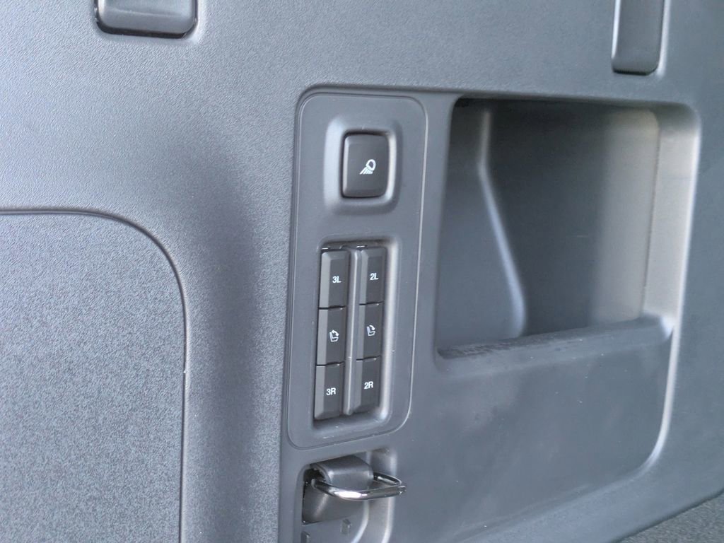 New 2026 Ford Expedition Max Platinum image 14