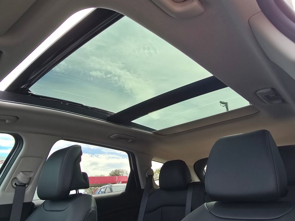 New 2026 Kia Sportage EX image 17