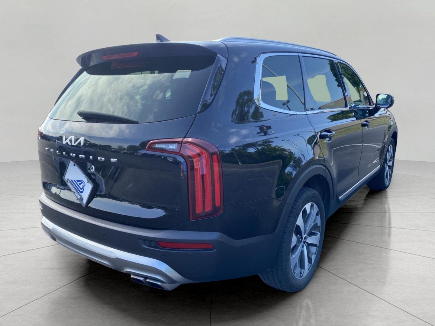 Used 2022 Kia Telluride EX w/ EX Premium Package FWD image 11