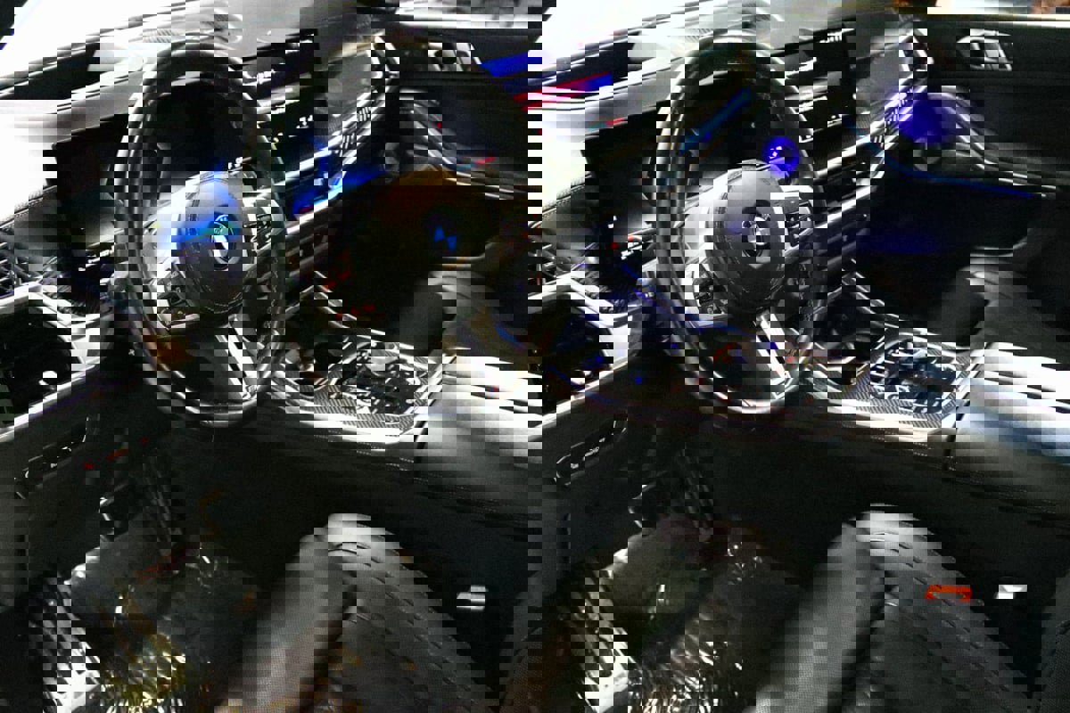 Used 2024 BMW X7 M60i image 39