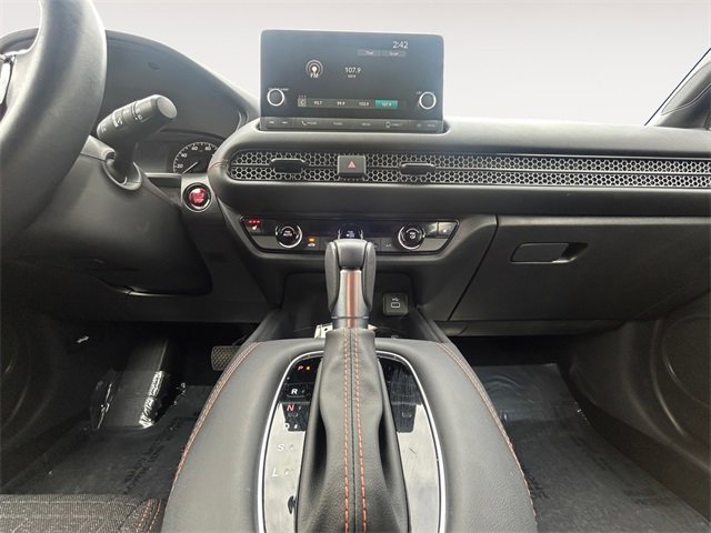 Used 2025 Honda HR-V Sport image 11