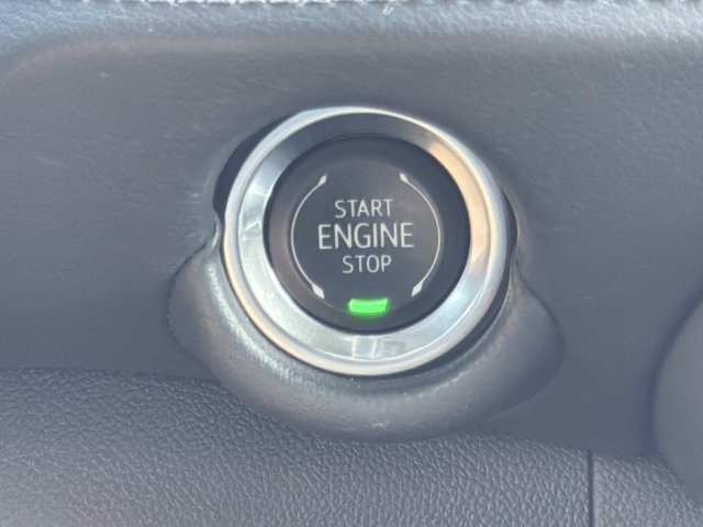 Used 2025 Chevrolet Tahoe LT RWD image 31