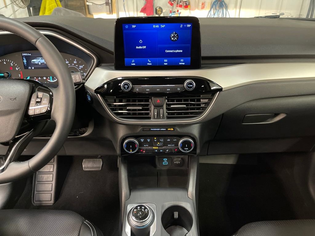 Used 2022 Ford Escape SEL w/ Class II Trailer Tow Package image 23