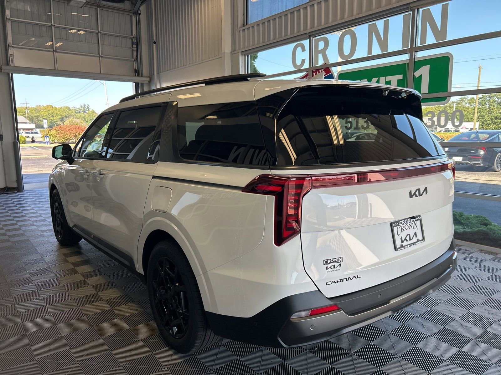 New 2026 Kia Carnival SX Prestige image 4