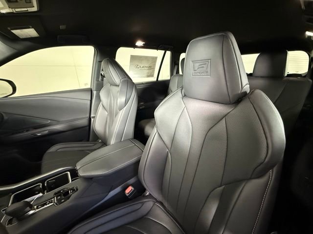 New 2026 Lexus TX 500h AWD image 18