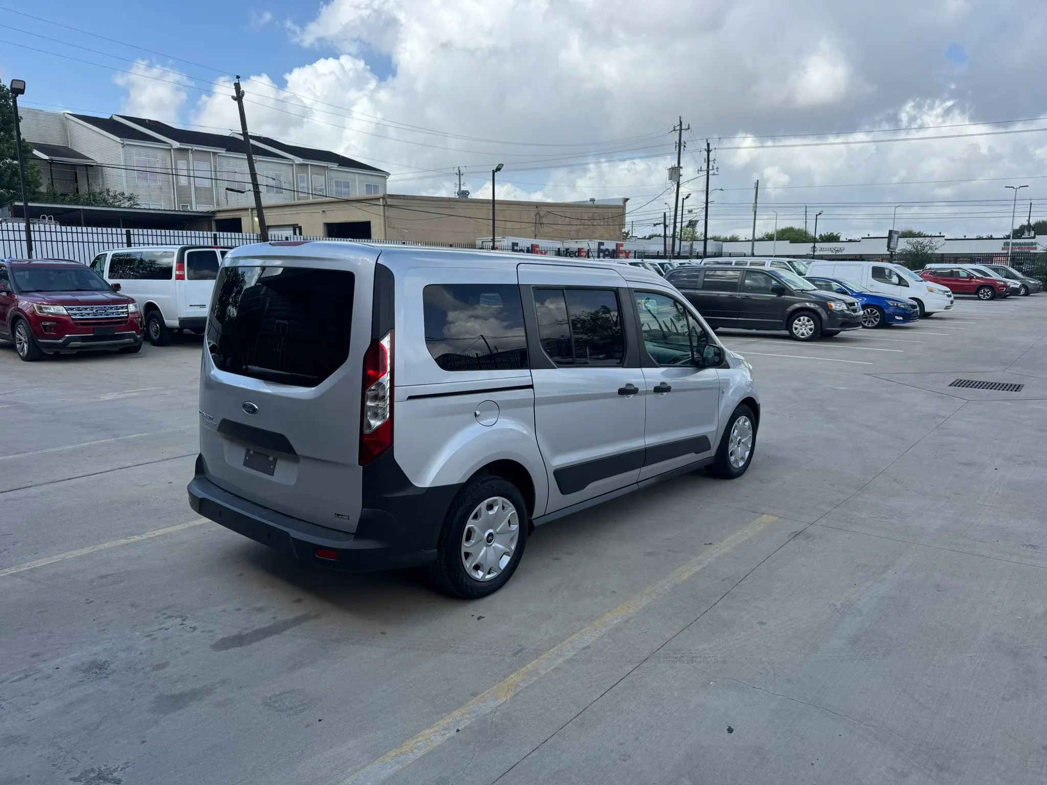 Used 2017 Ford Transit Connect XL FWD image 10