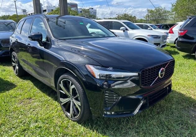 Used 2023 Volvo XC60 B5 Ultimate w/ Protection Package Premier image 1