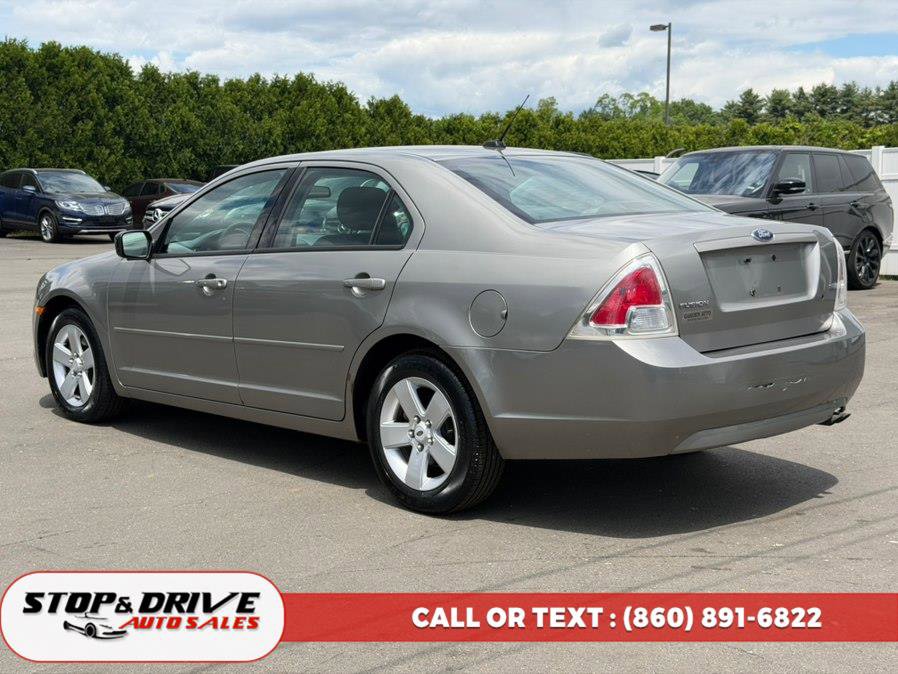 Used 2008 Ford Fusion SE FWD image 3
