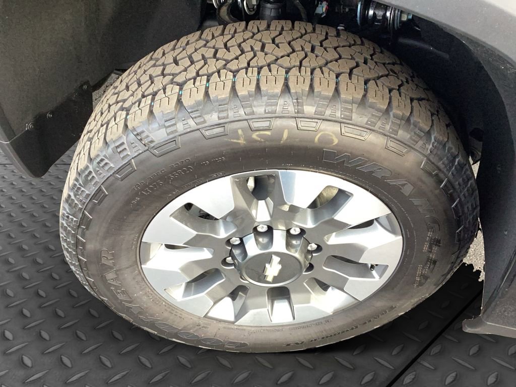 New 2026 Chevrolet Silverado 2500 Custom image 23