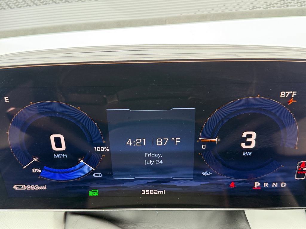 New 2026 Chevrolet Equinox EV LT FWD image 13
