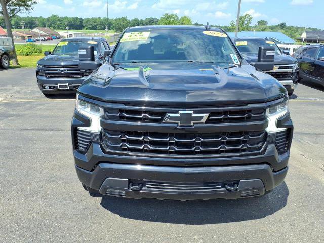 Used 2024 Chevrolet Silverado 1500 RST w/ Max Trailering Package AWD/4WD image 2