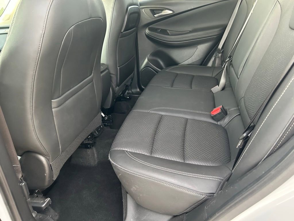 Used 2020 Buick Encore GX Essence w/ Experience Buick Package image 25