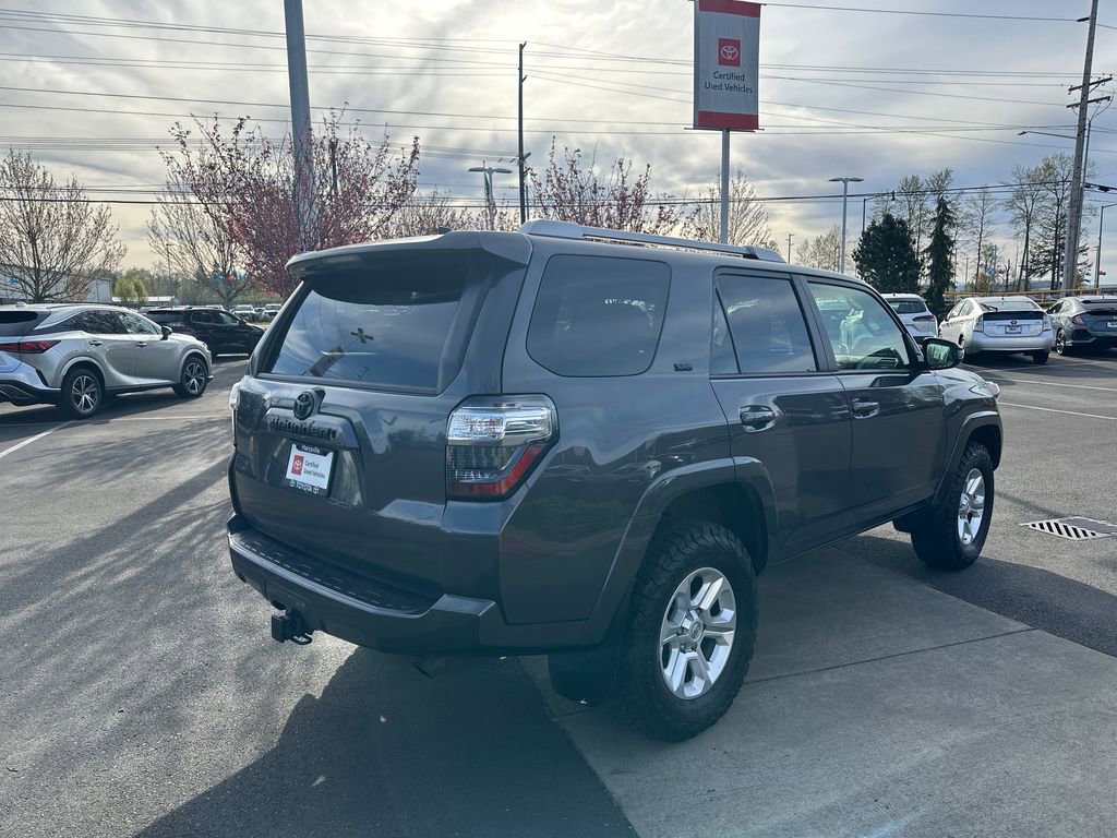 Used 2016 Toyota 4Runner SR5 image 5