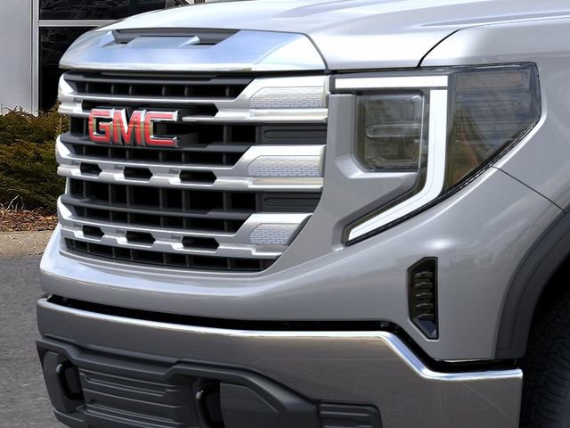 New 2026 GMC Sierra 1500 SLE image 13