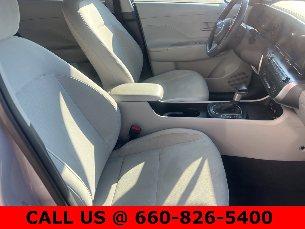 Used 2024 Hyundai Kona SEL image 6