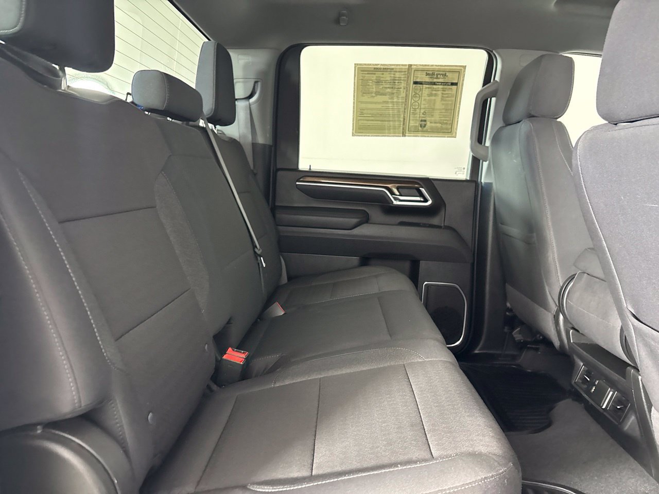 Used 2025 Chevrolet Silverado 2500 LT w/ Convenience Package AWD/4WD image 23
