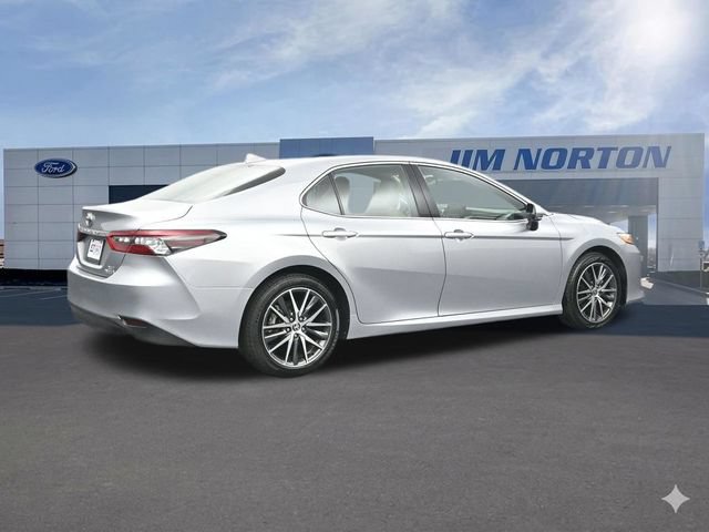 Used 2024 Toyota Camry XLE FWD image 14
