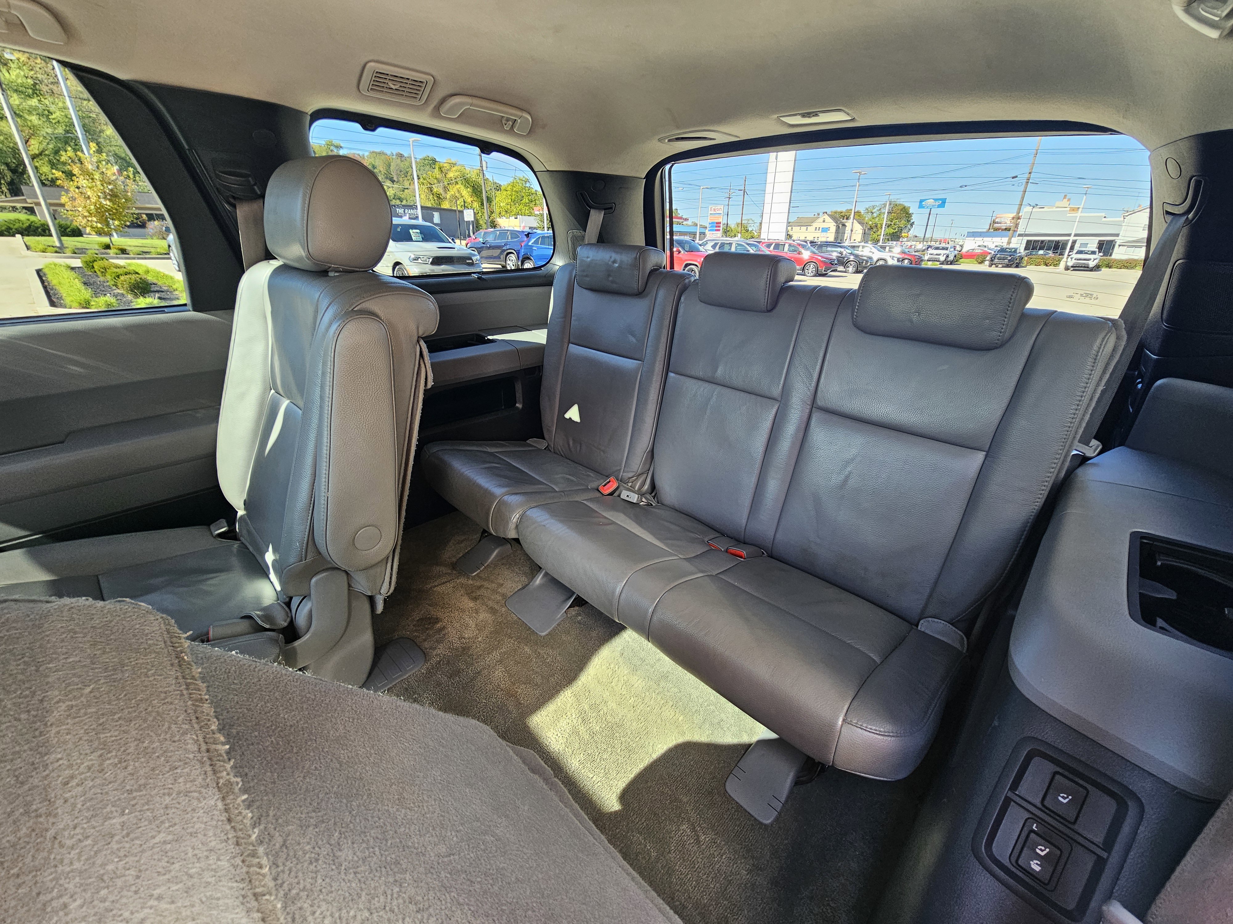 Used 2010 Toyota Sequoia Limited image 15