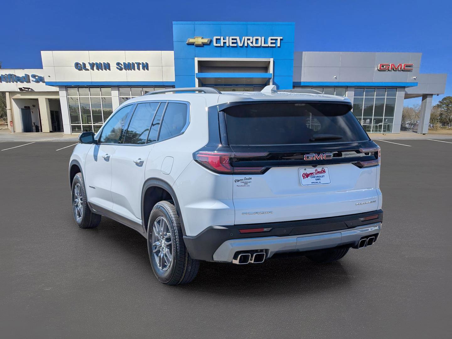 New 2026 GMC Acadia Elevation image 11