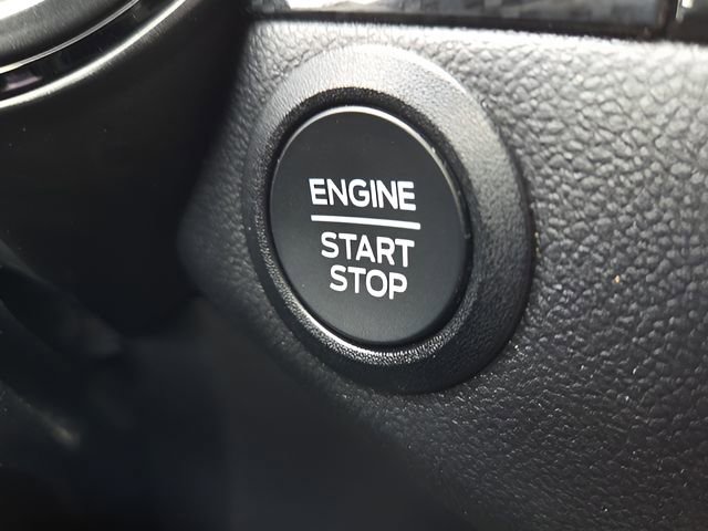 Used 2025 Ford Escape ST-Line Elite w/ Class II Trailer Tow Package image 30