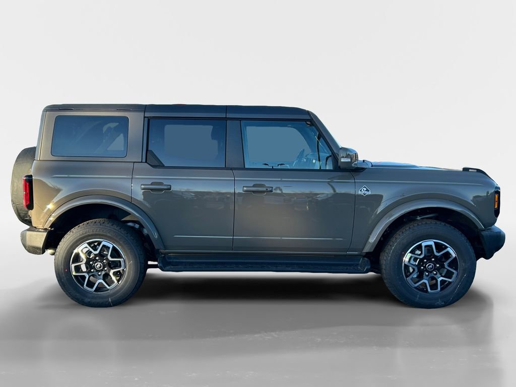 New 2025 Ford Bronco Outer Banks image 38