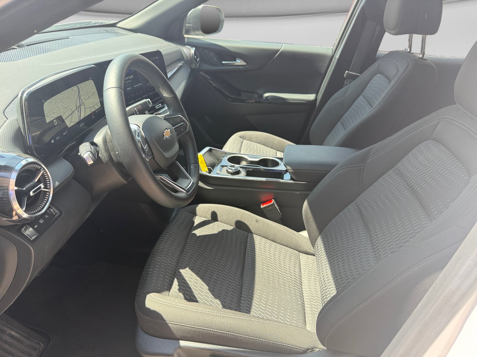 Used 2026 Chevrolet Equinox LT AWD/4WD image 15