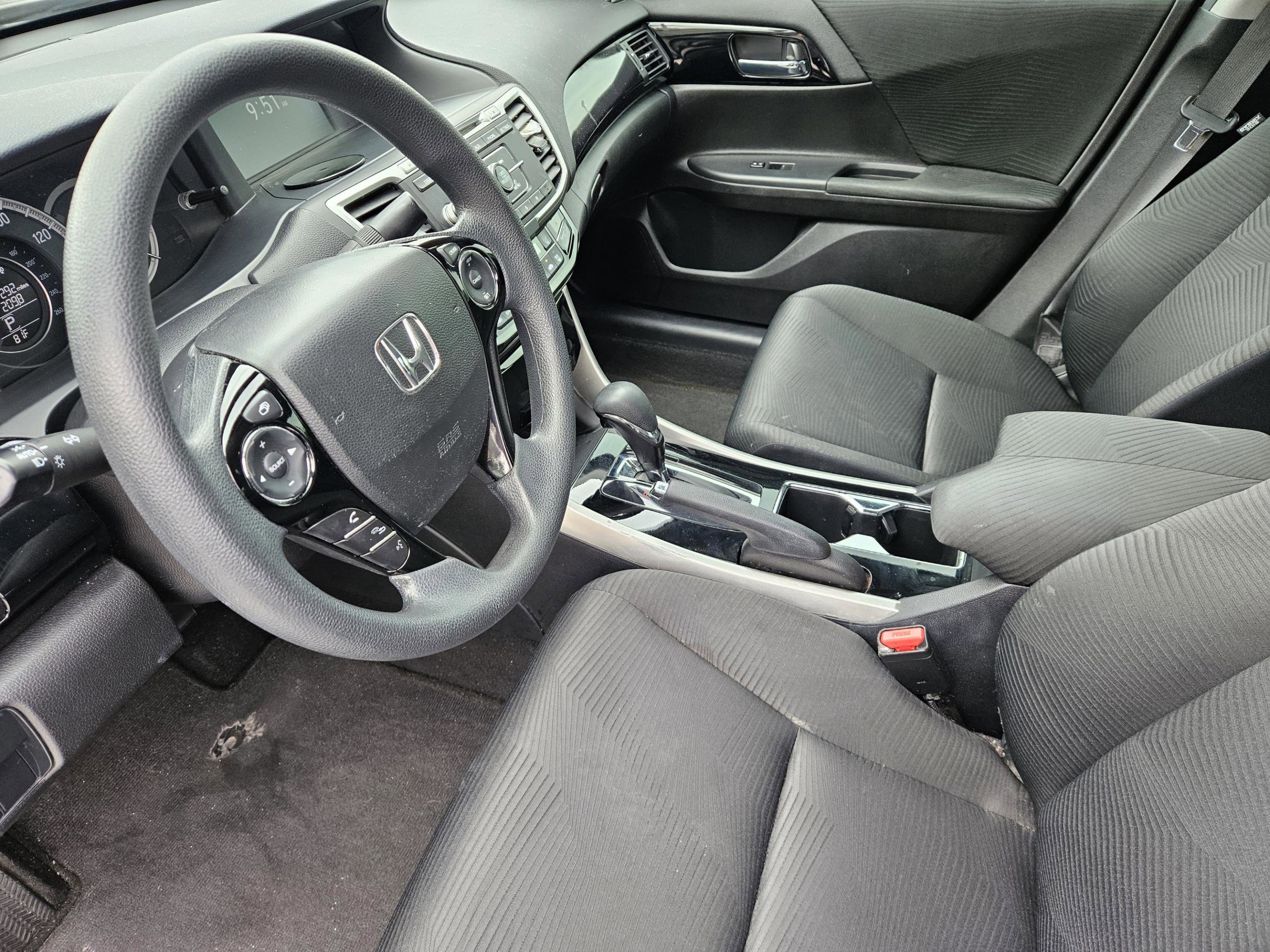 Used 2016 Honda Accord LX image 11