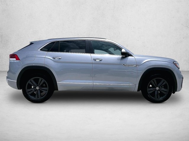 Used 2022 Volkswagen Atlas Cross Sport SEL R-Line AWD/4WD image 5