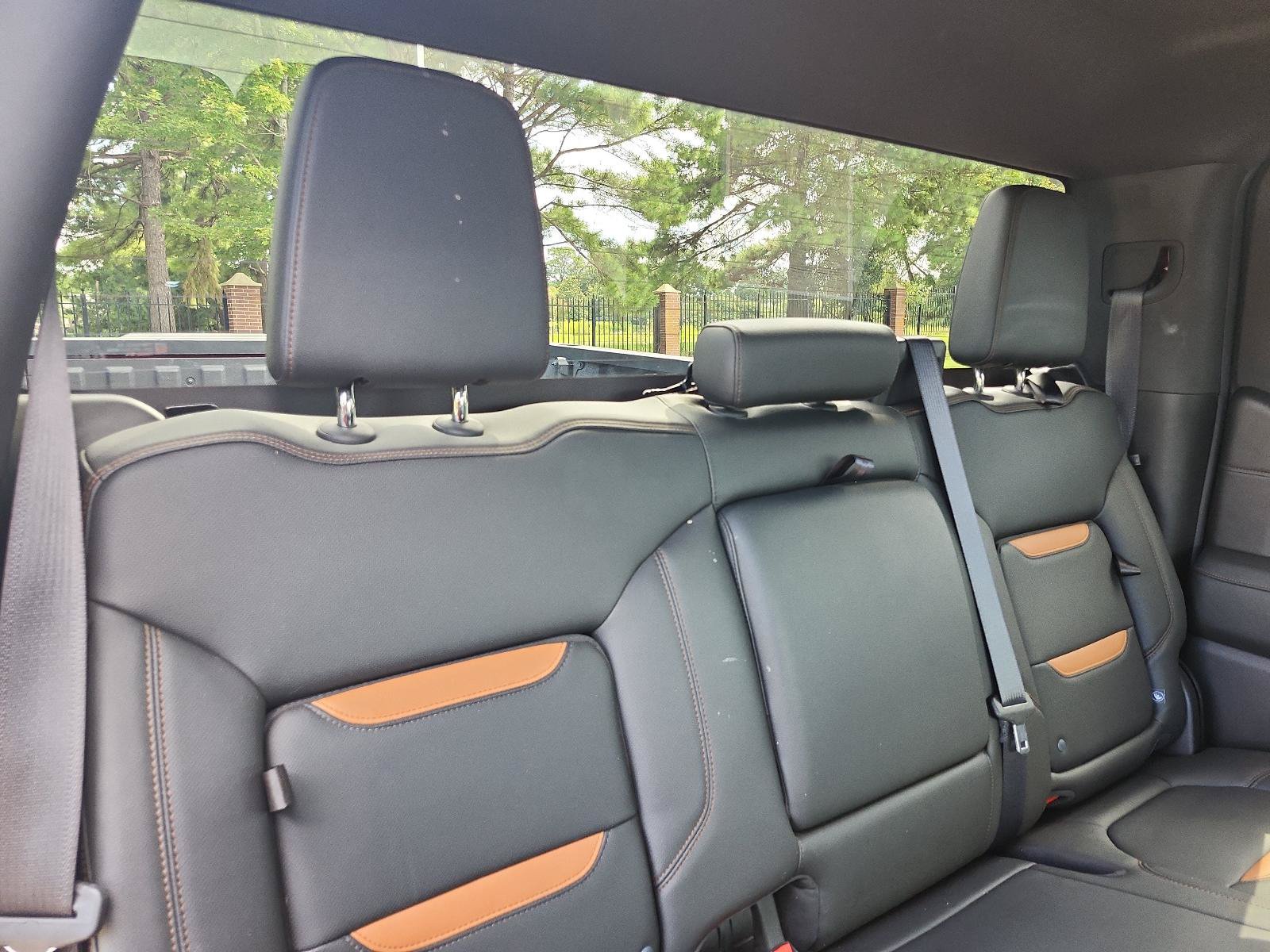 Used 2021 GMC Sierra 1500 AT4 AWD/4WD image 9