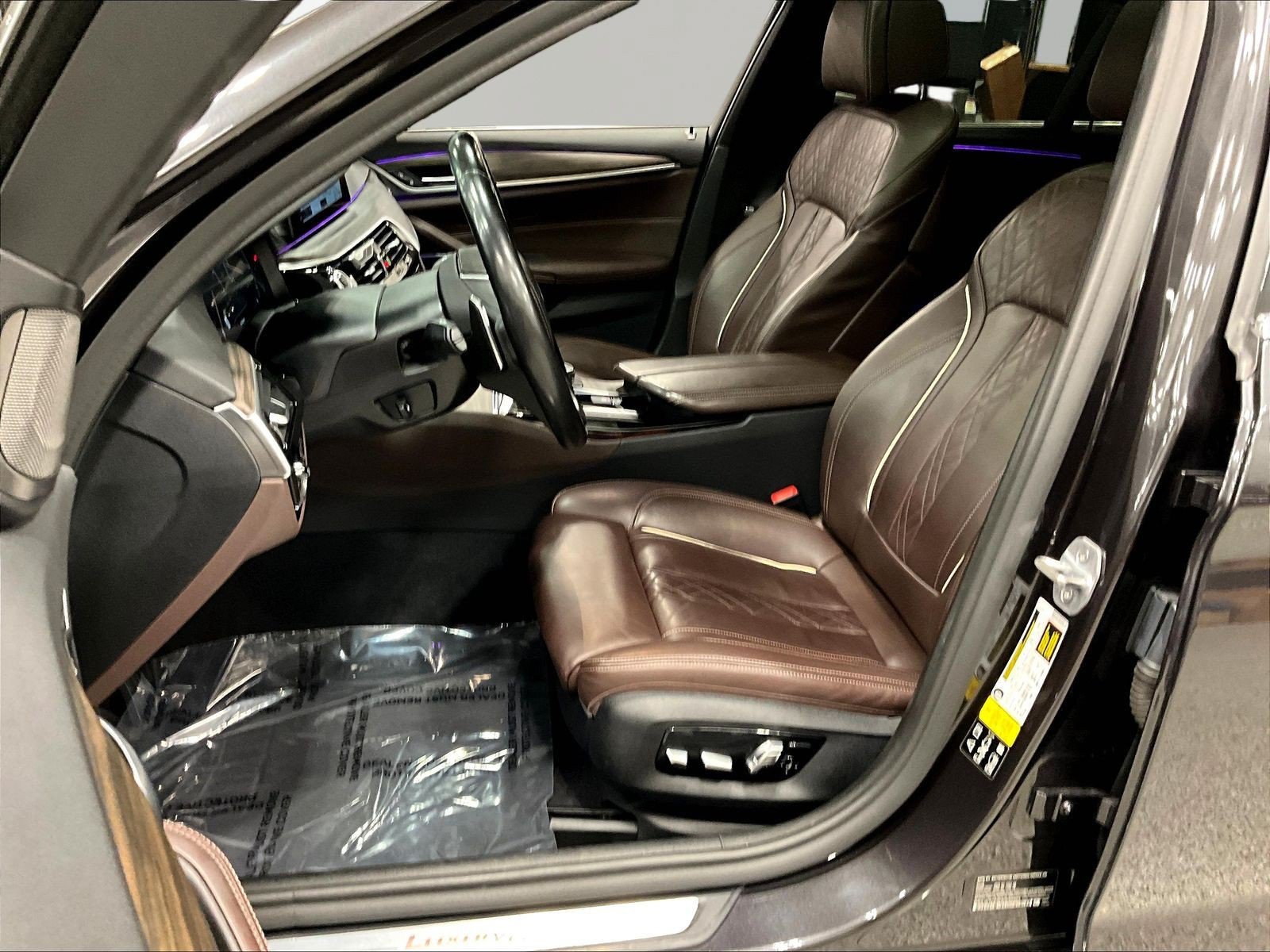 Used 2019 BMW 530i xDrive w/ Executive Package AWD/4WD image 21