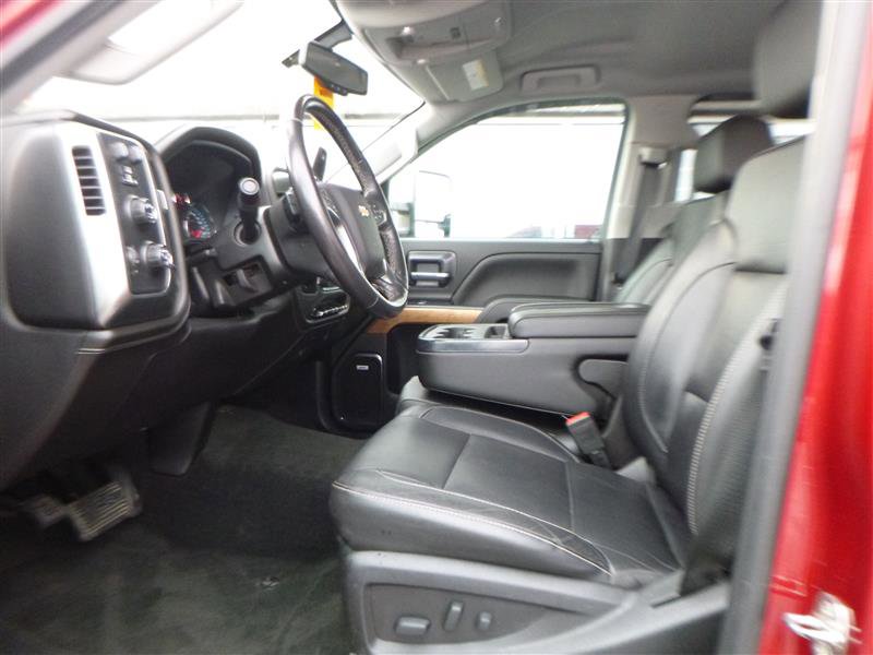 Used 2018 Chevrolet Silverado 2500 LTZ w/ Duramax Plus Package image 6