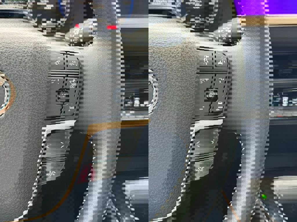 Used 2025 Toyota Crown Signia image 33